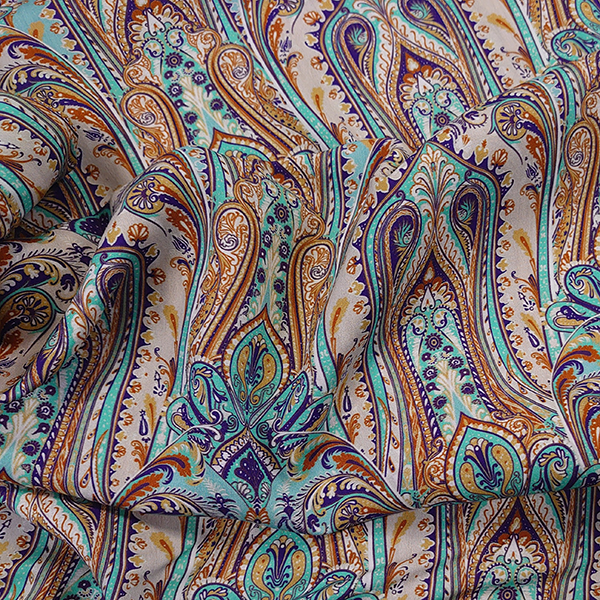 Vævet viscose med paisley mønster