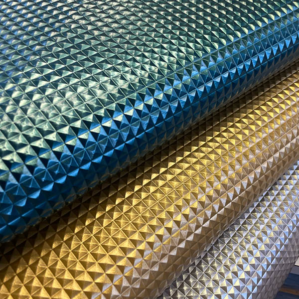 Læder (imit.) m/Pyramider, sølv