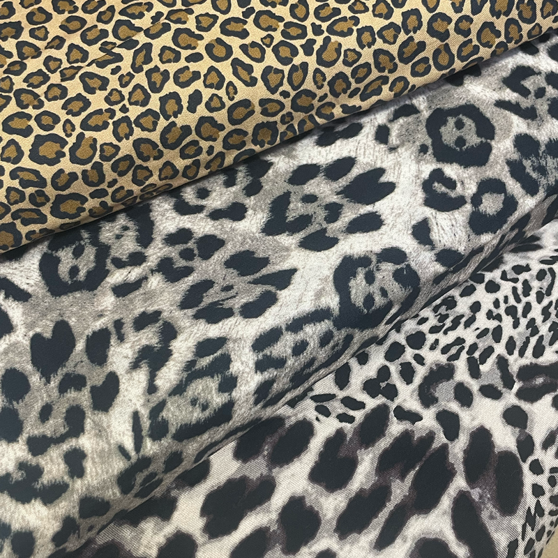 Viscose jersey med leopardprint