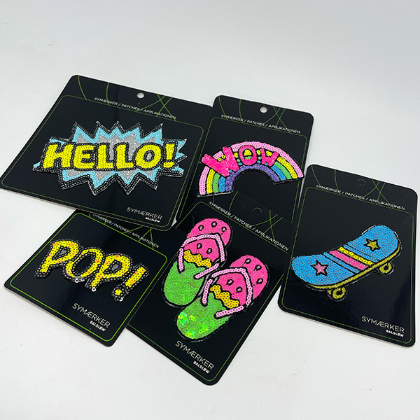 Symærke m/Hello pailletter, 100x135 mm